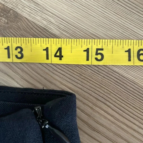 Talbots Refined Bi-stretch straight leg pants Trousers Navy Womens size 10P - Picture 5 of 12